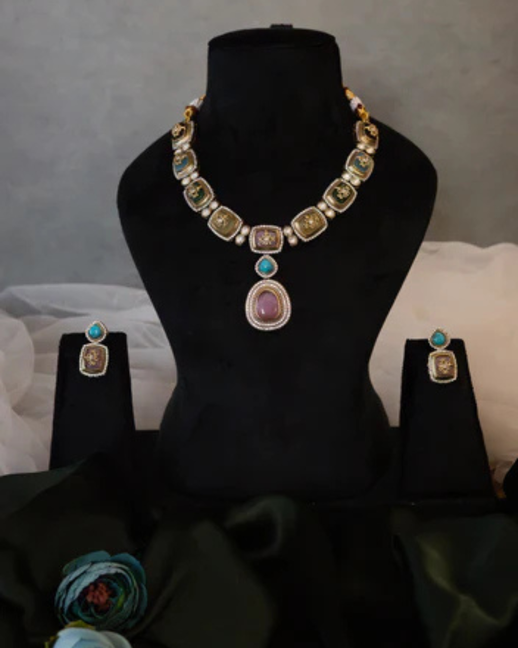 Meher Royale Statement Set