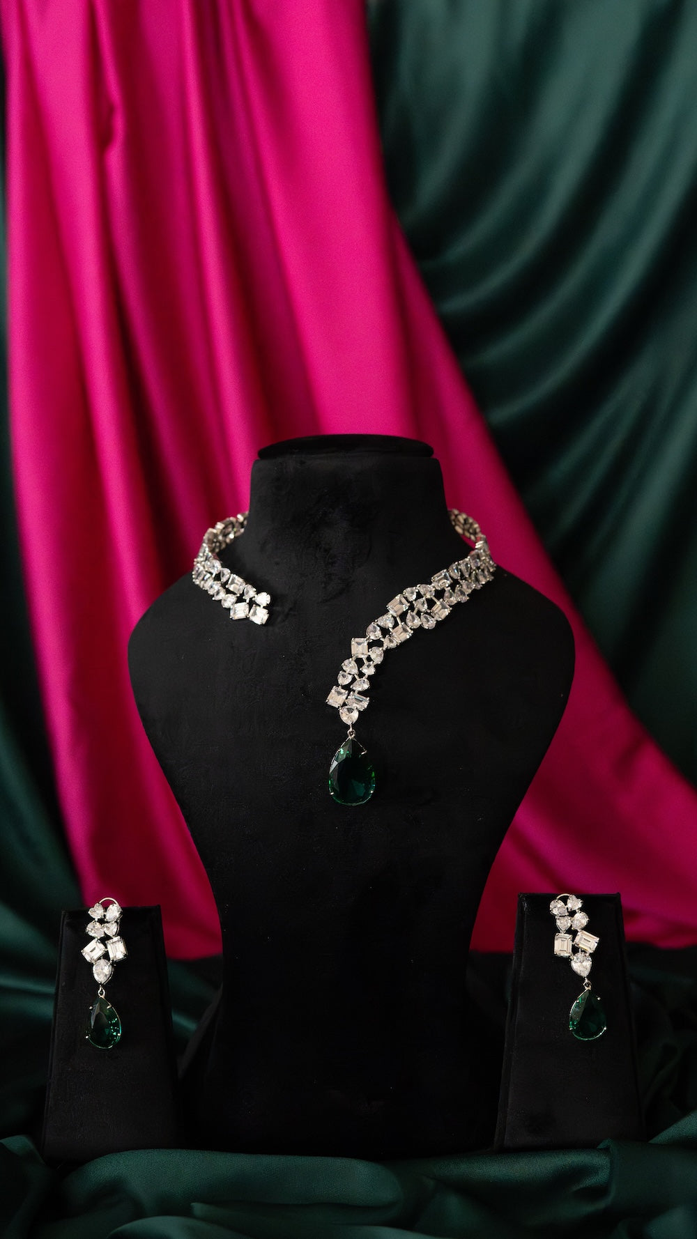Emerald Whisper Necklace Set