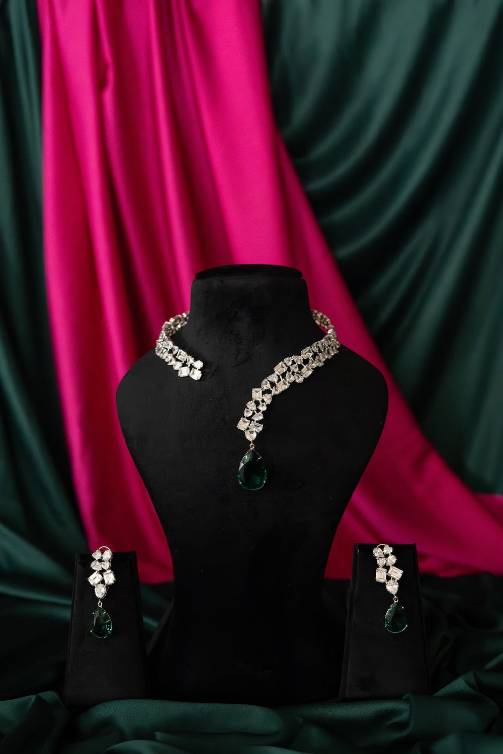 Emerald Whisper Necklace Set