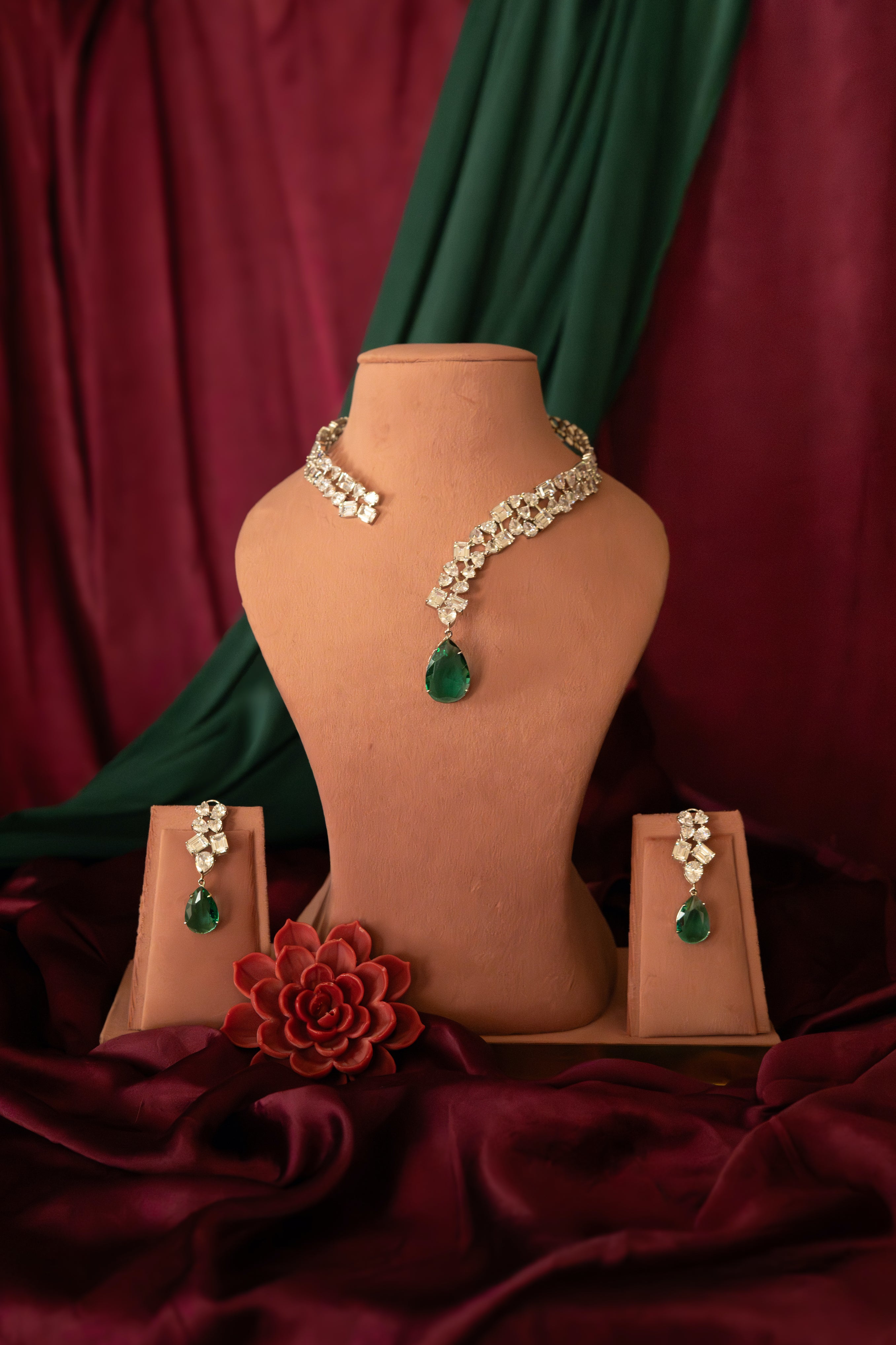 Emerald Whisper Necklace Set
