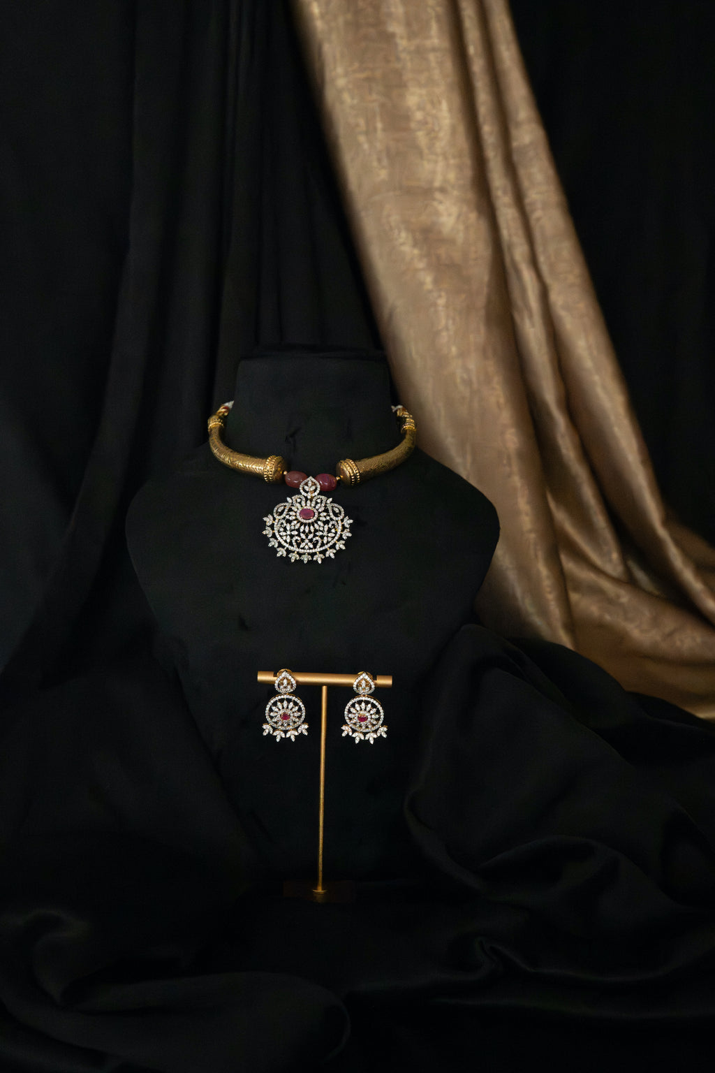 Rajvanshi Ruby Torque Set