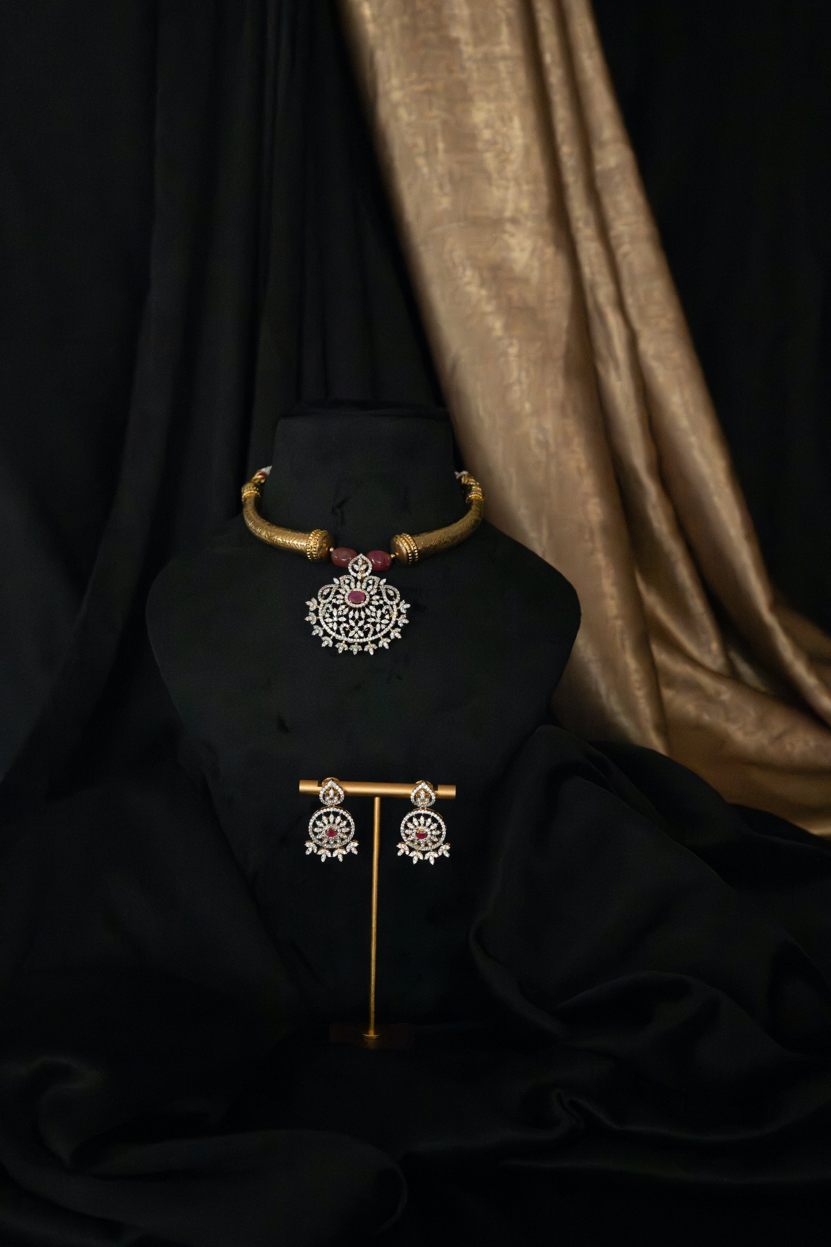 Rajvanshi Ruby Torque Set