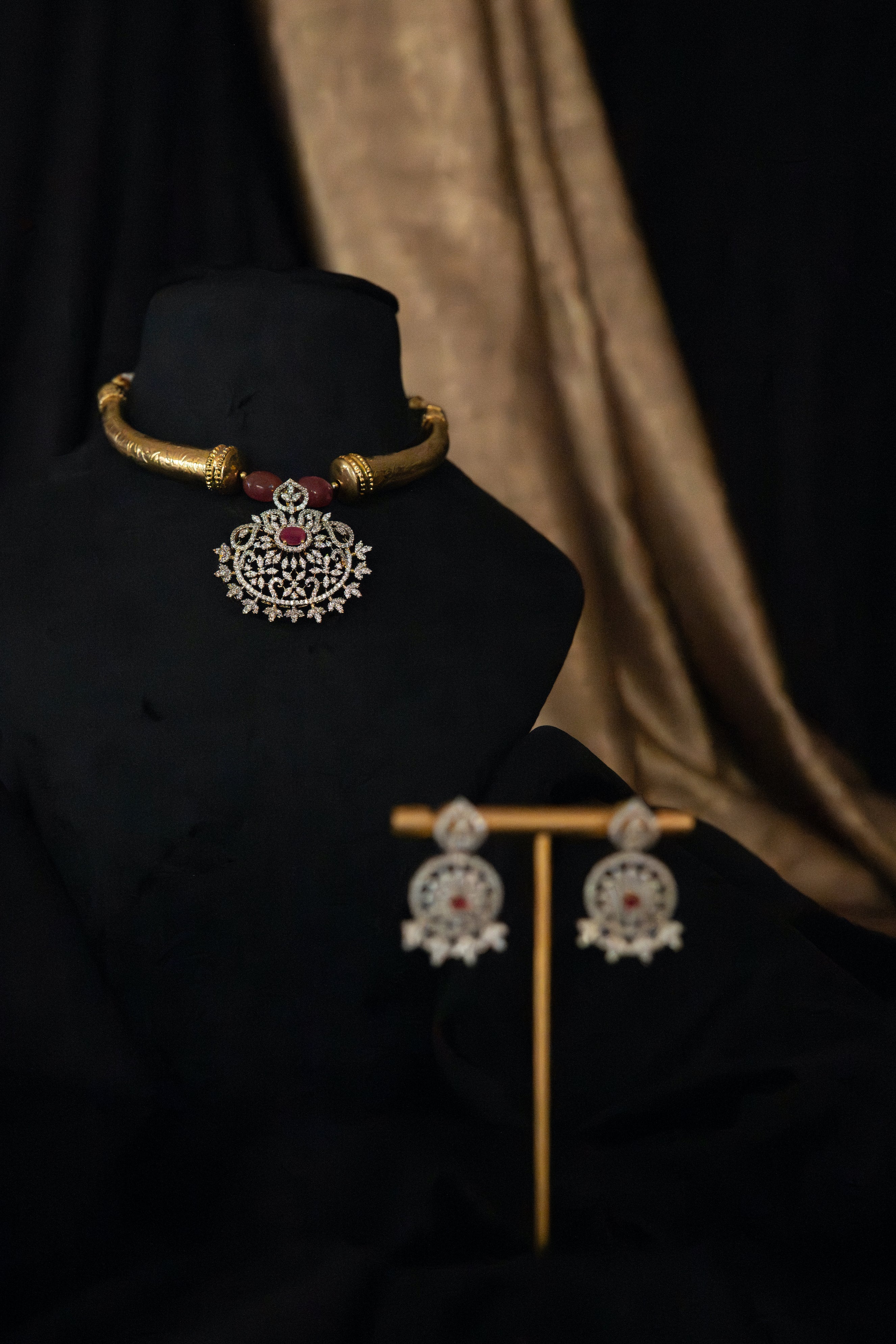 Rajvanshi Ruby Torque Set