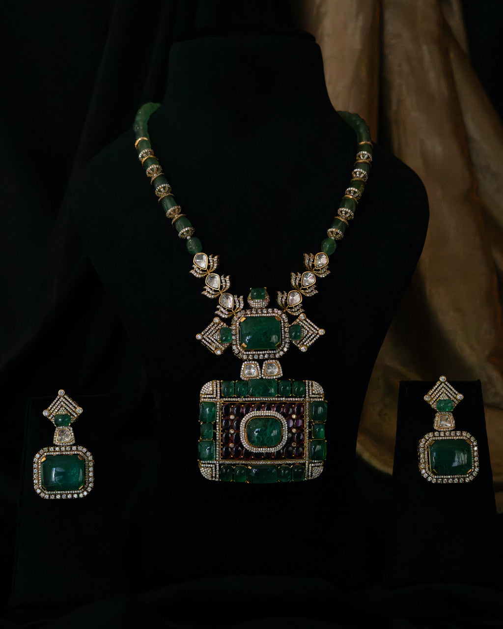 Emerald Dynasty Statement Set