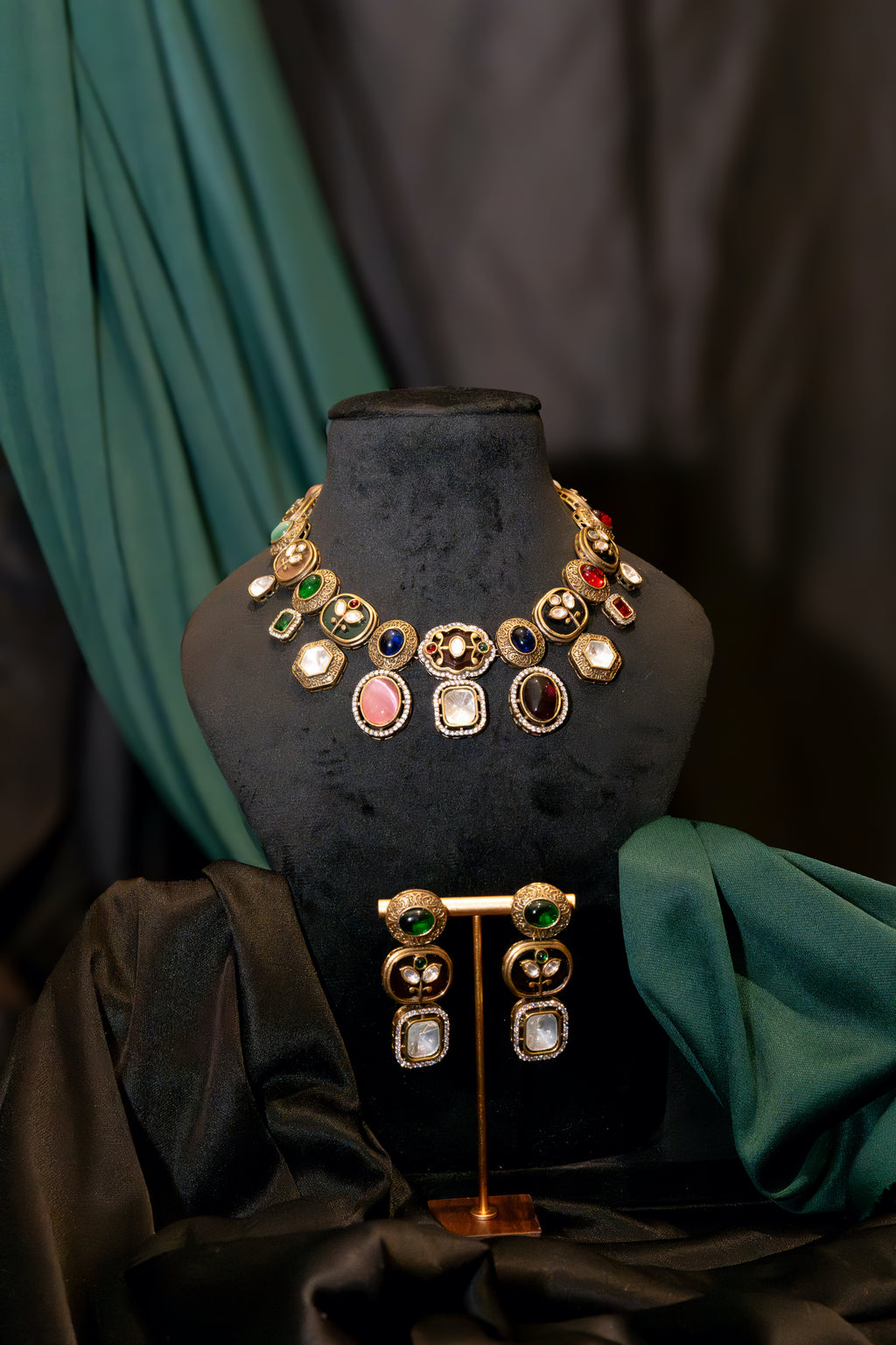 Royal Mosaic Gem Collar Set