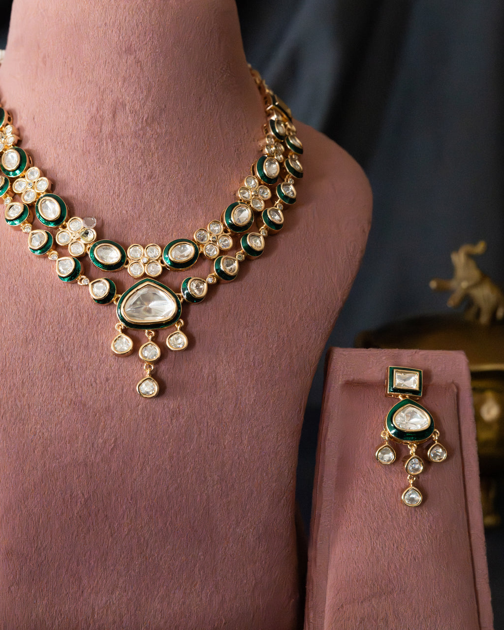 Emerald Kundan Floral Necklace Set