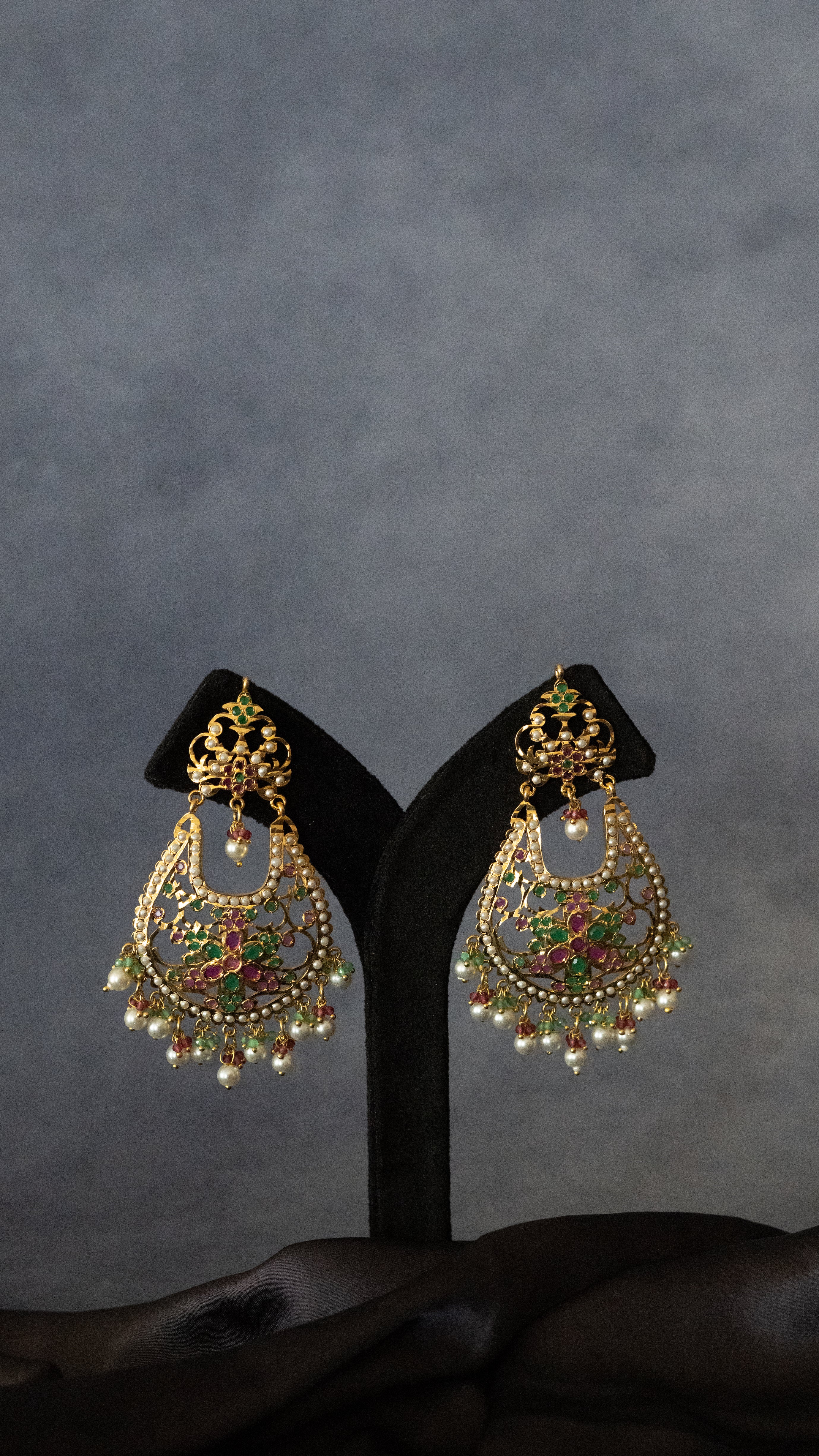 Jadau Floral Chandbalis