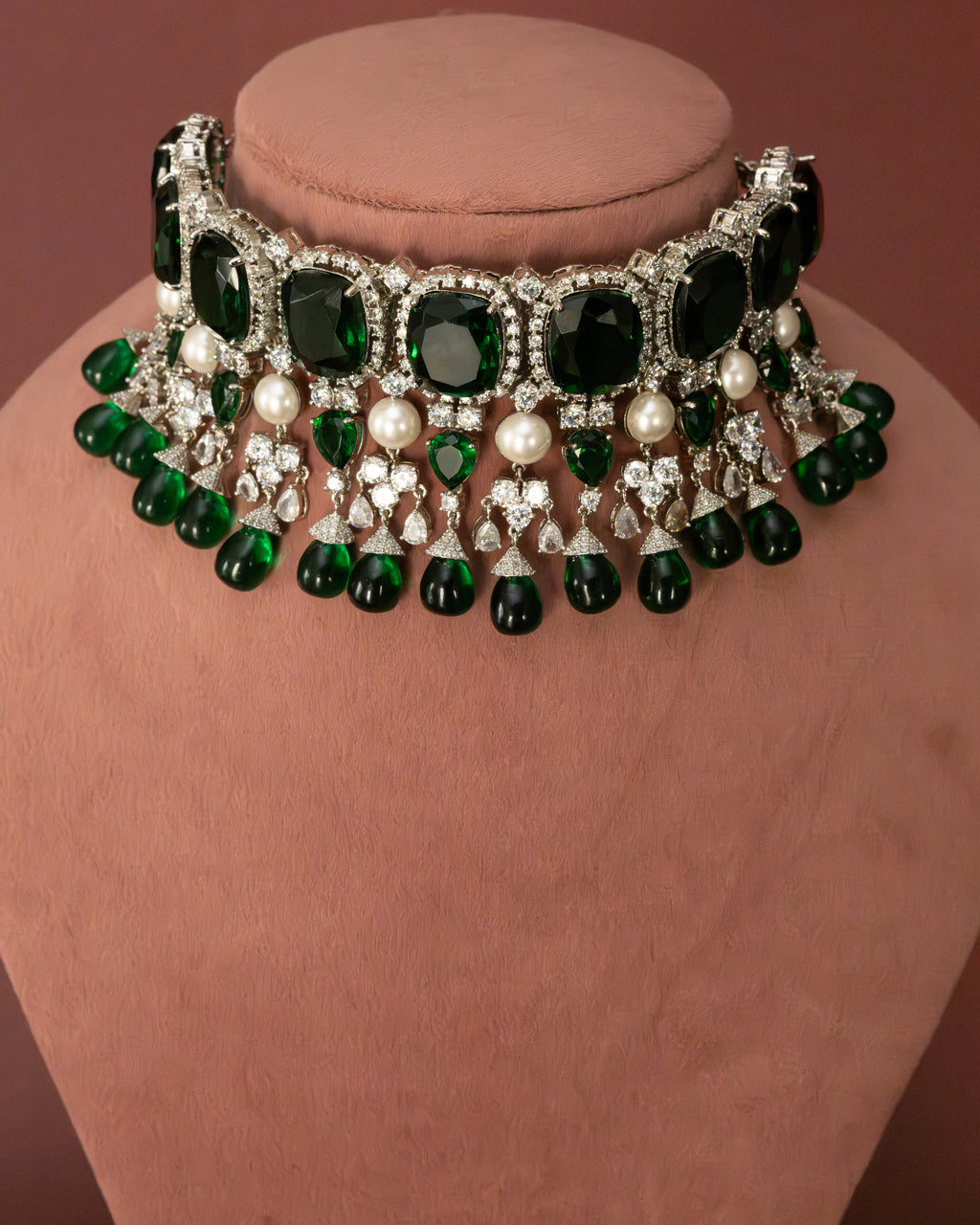 Emerald Pearl Cascade Choker Set