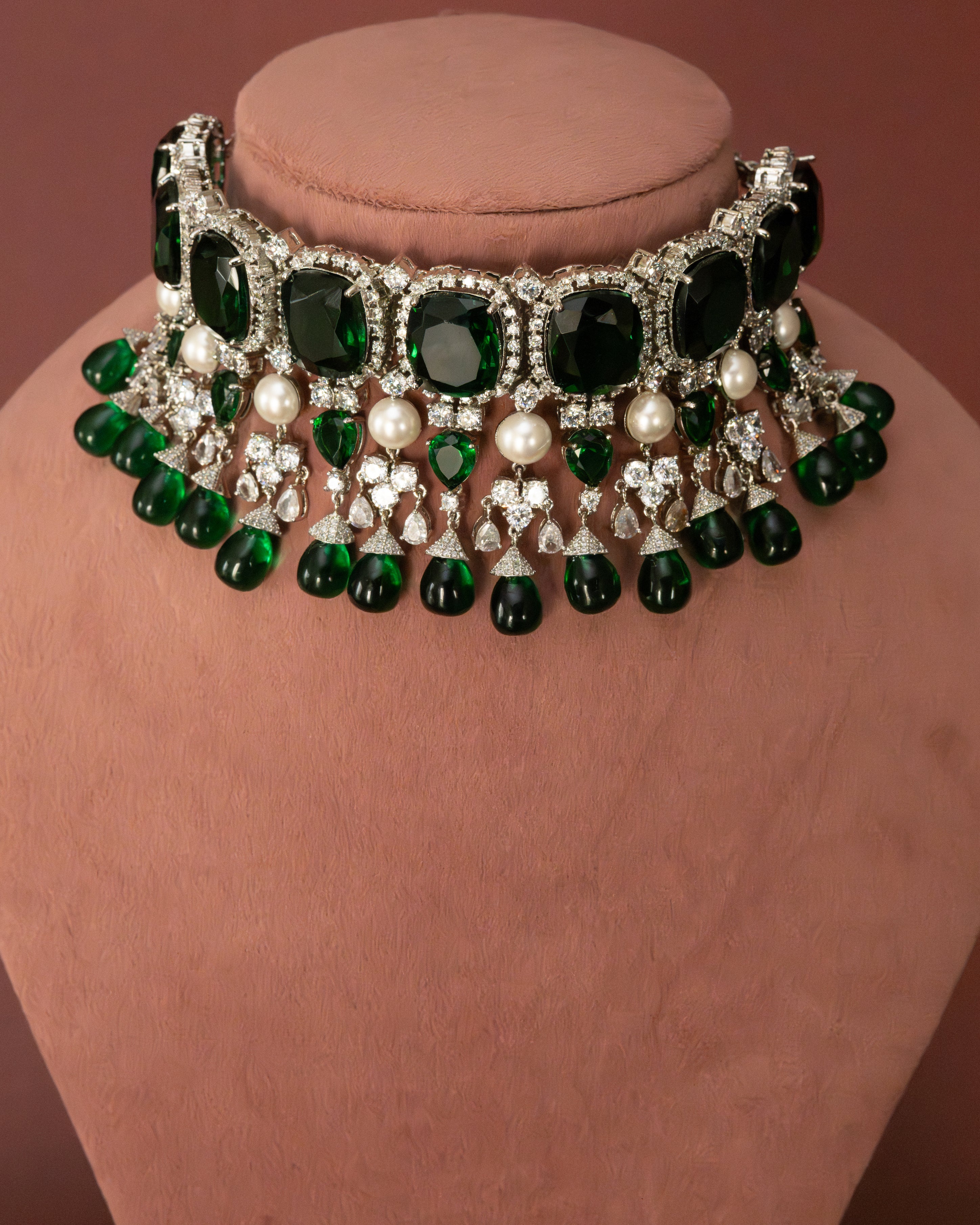 Emerald Pearl Cascade Choker Set