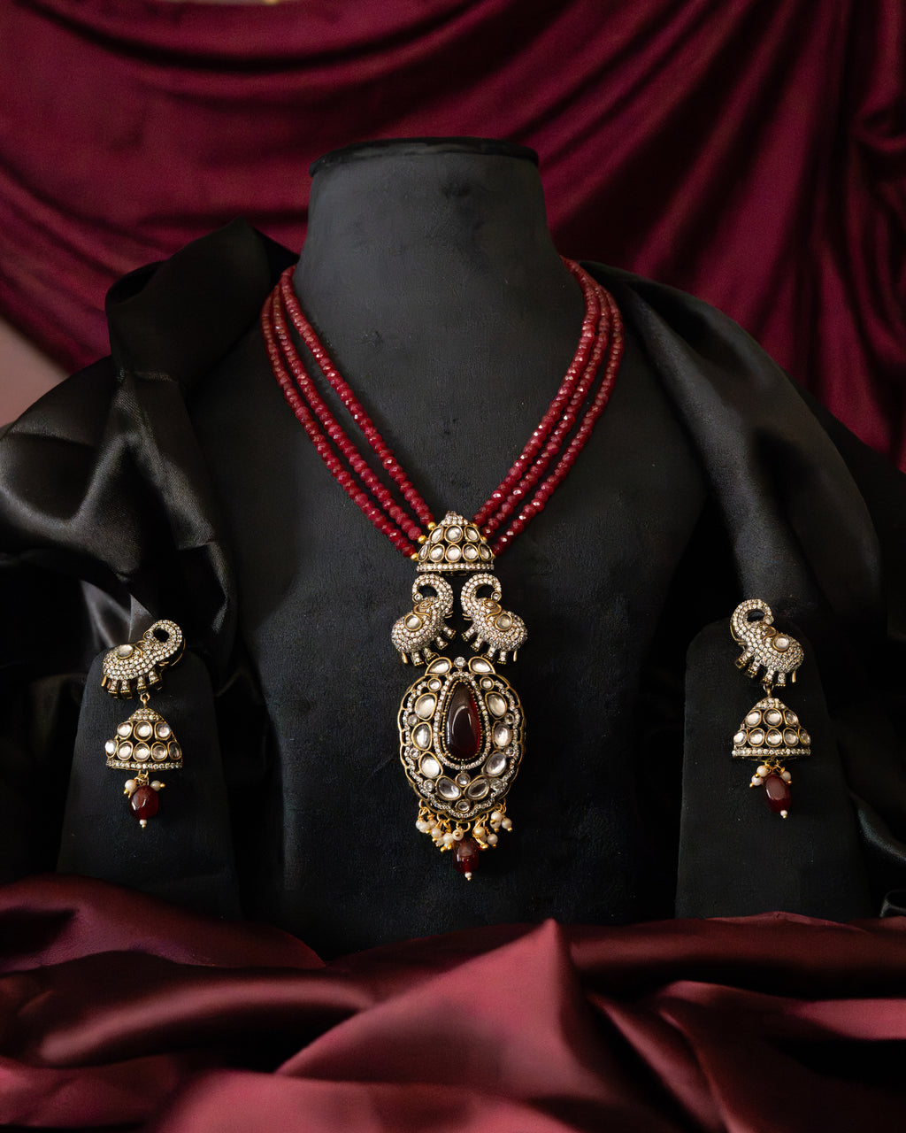 Rajwada Emerald Mayur Set