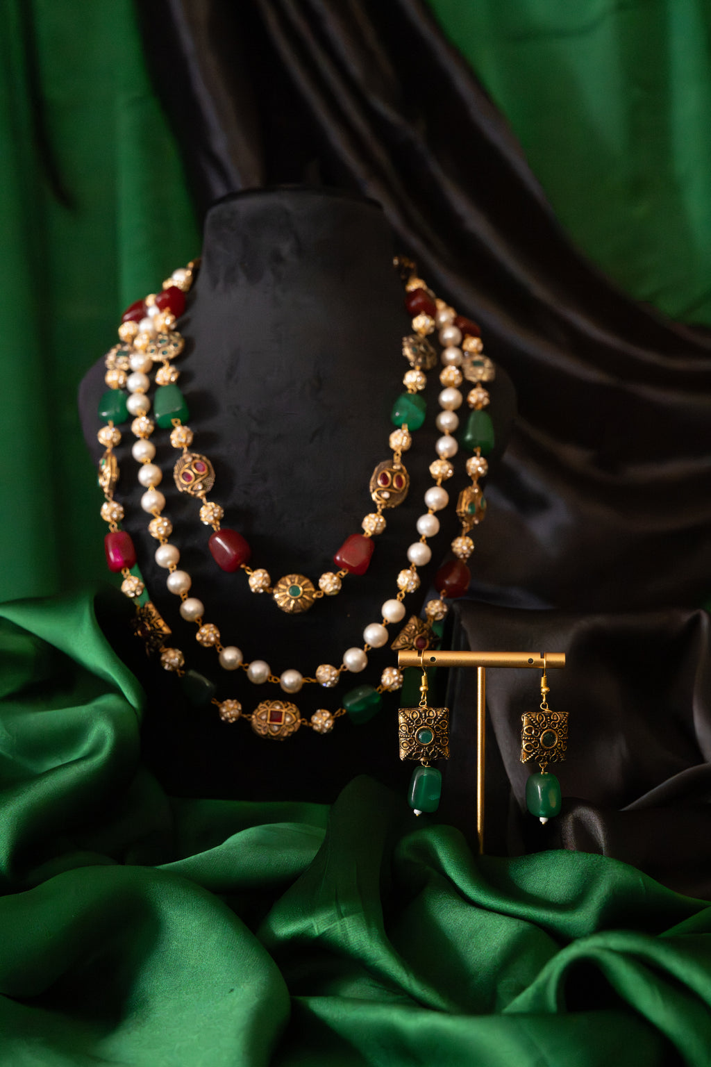 Rajvanshi Pearl & Emerald Layered Set