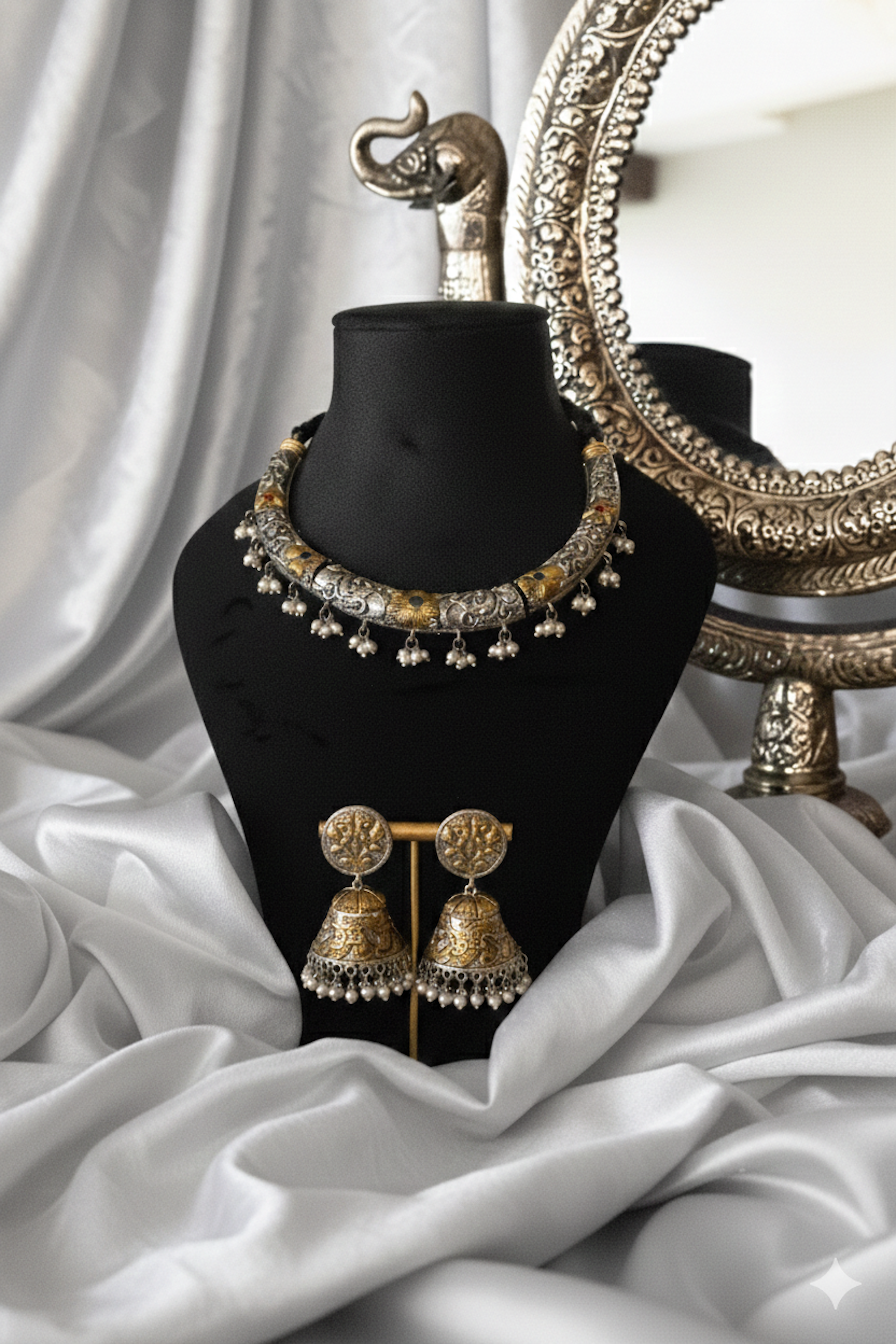 Rajvanshi Pearl Choker Set