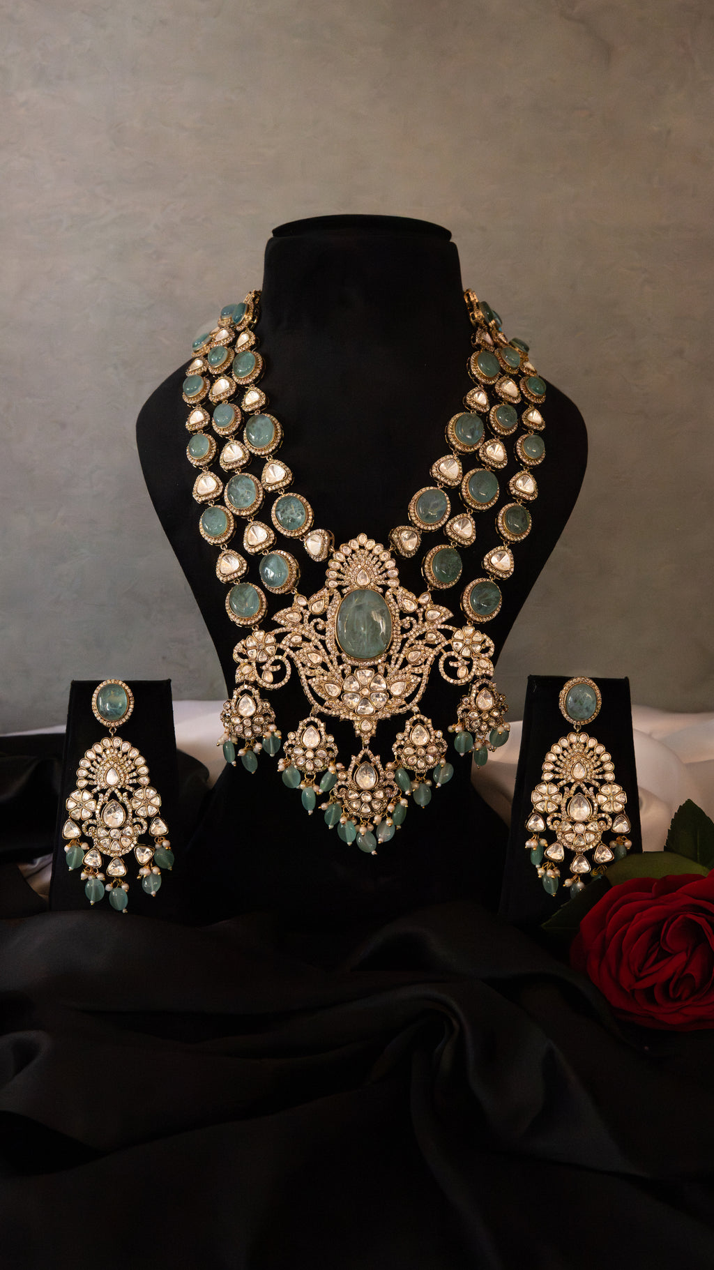 Celestial Sage Royal Necklace Set