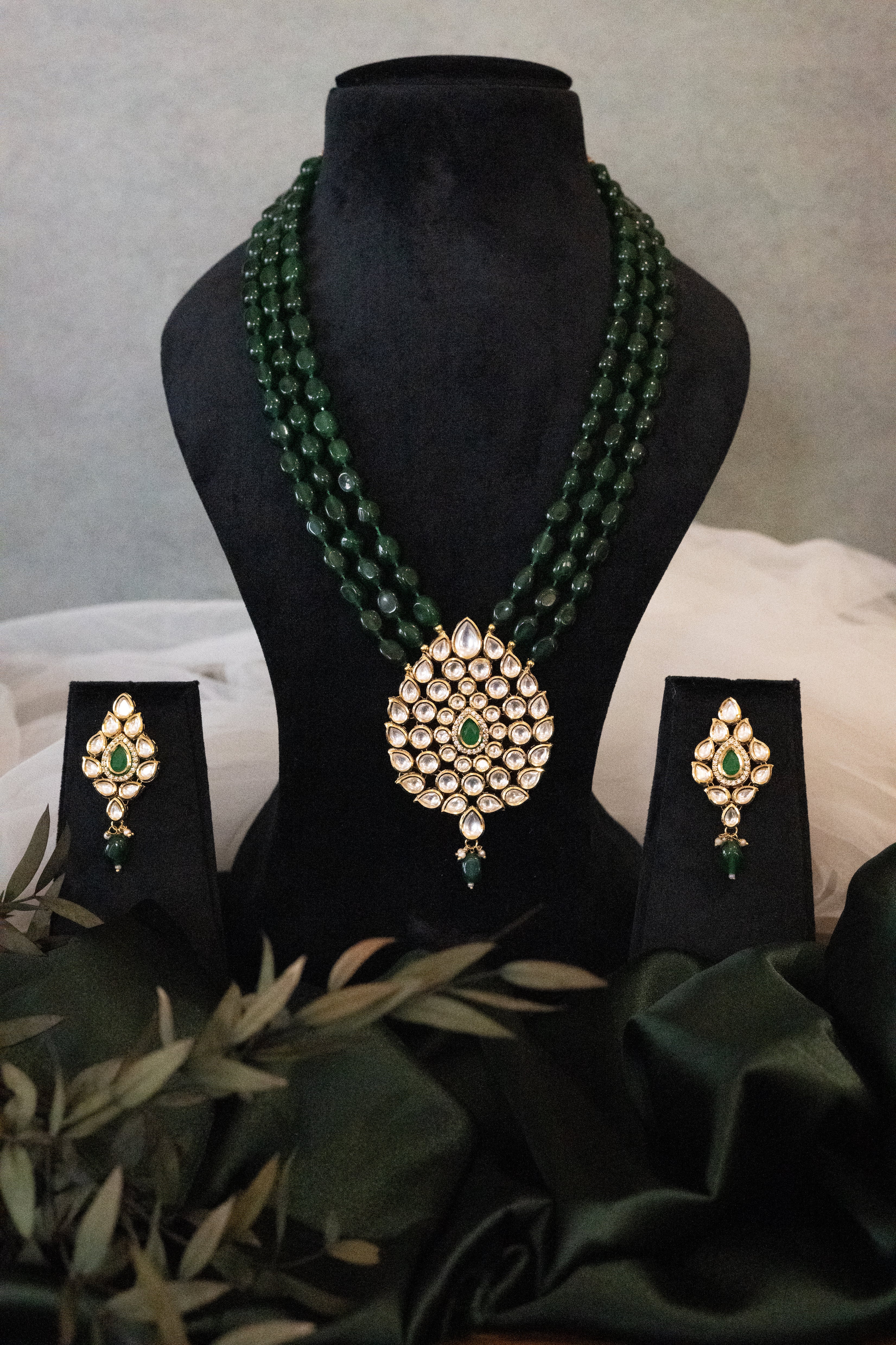 Emerald Noor Kundan Set