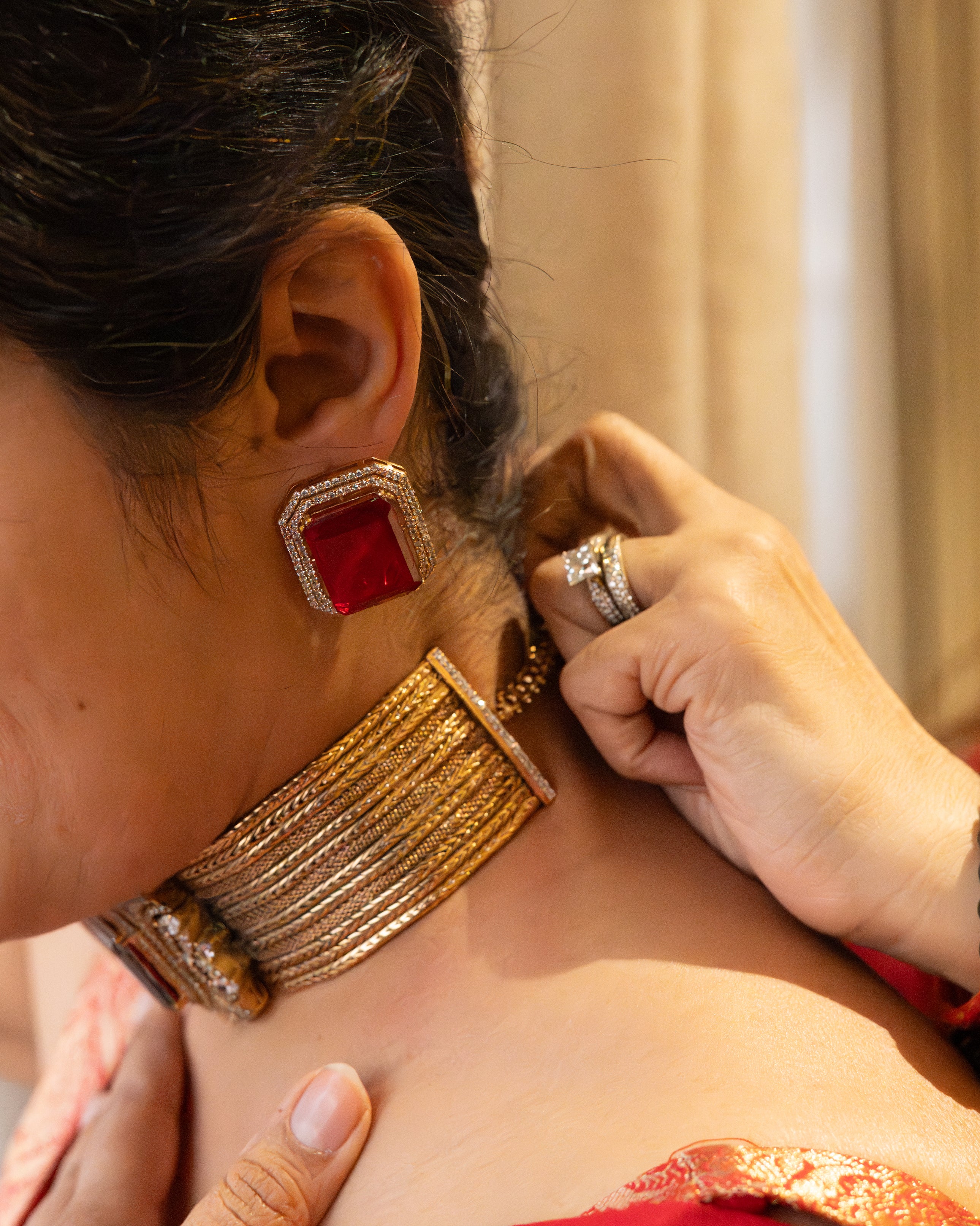 Emerald Sovereign Choker Set