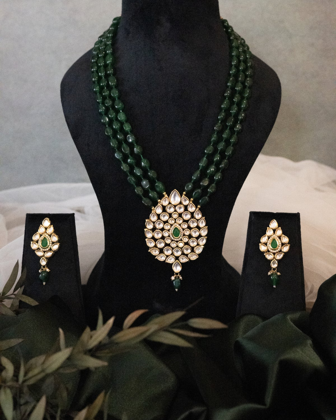 Emerald Noor Kundan Set