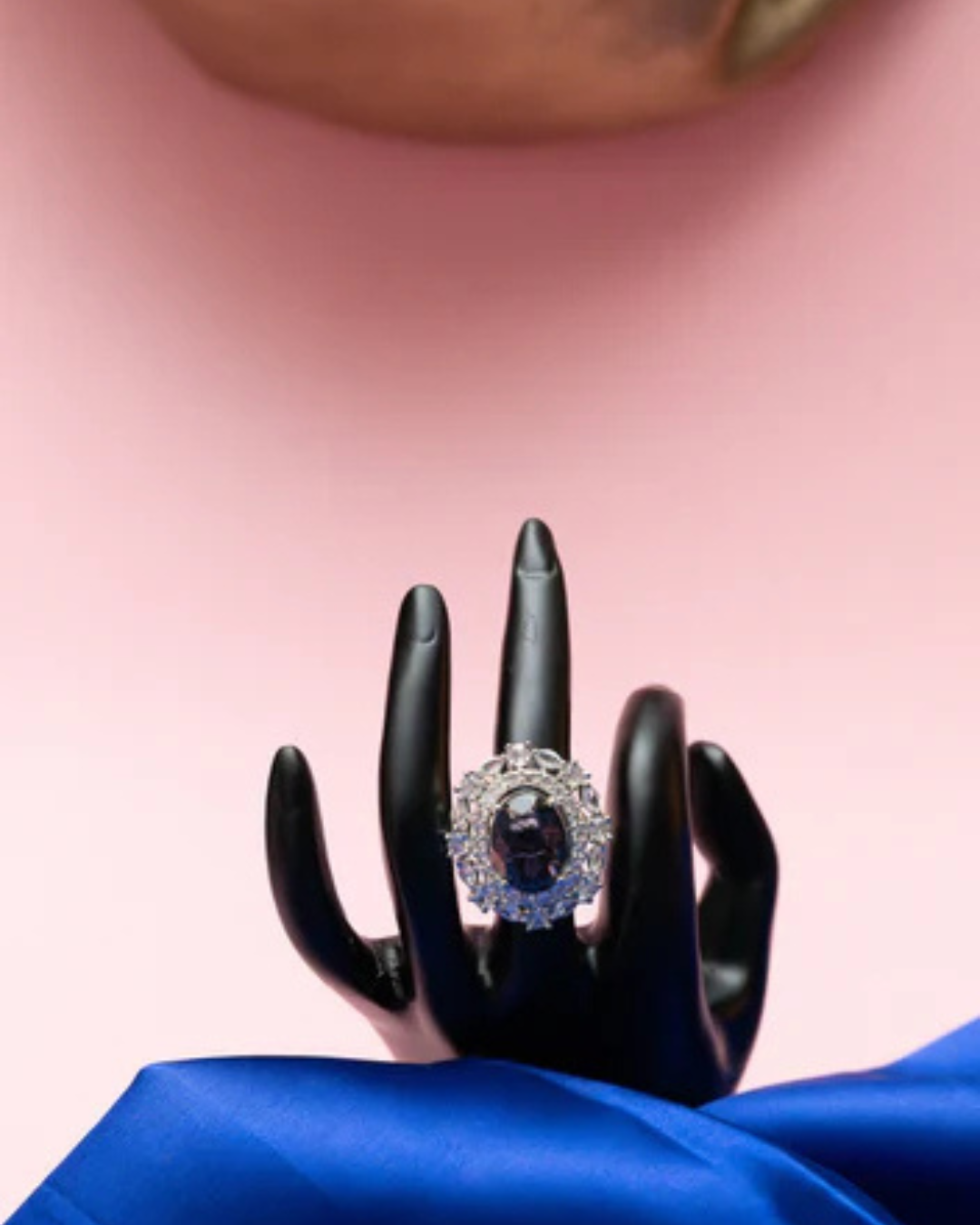 Midnight Amara Diamond Halo Ring
