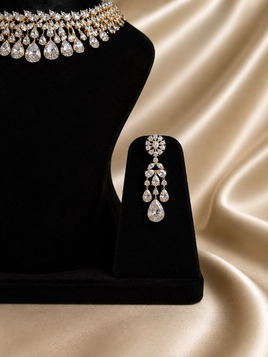 Gold Celestial Dew Drop Diamond Necklace Set