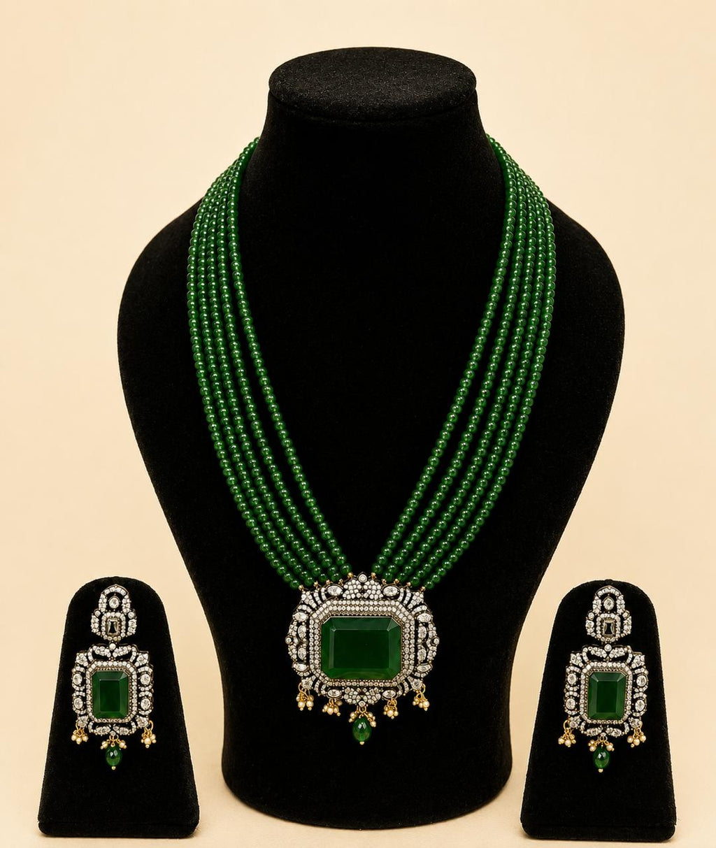 Emerald Gemstone and Moissanite Necklace Set
