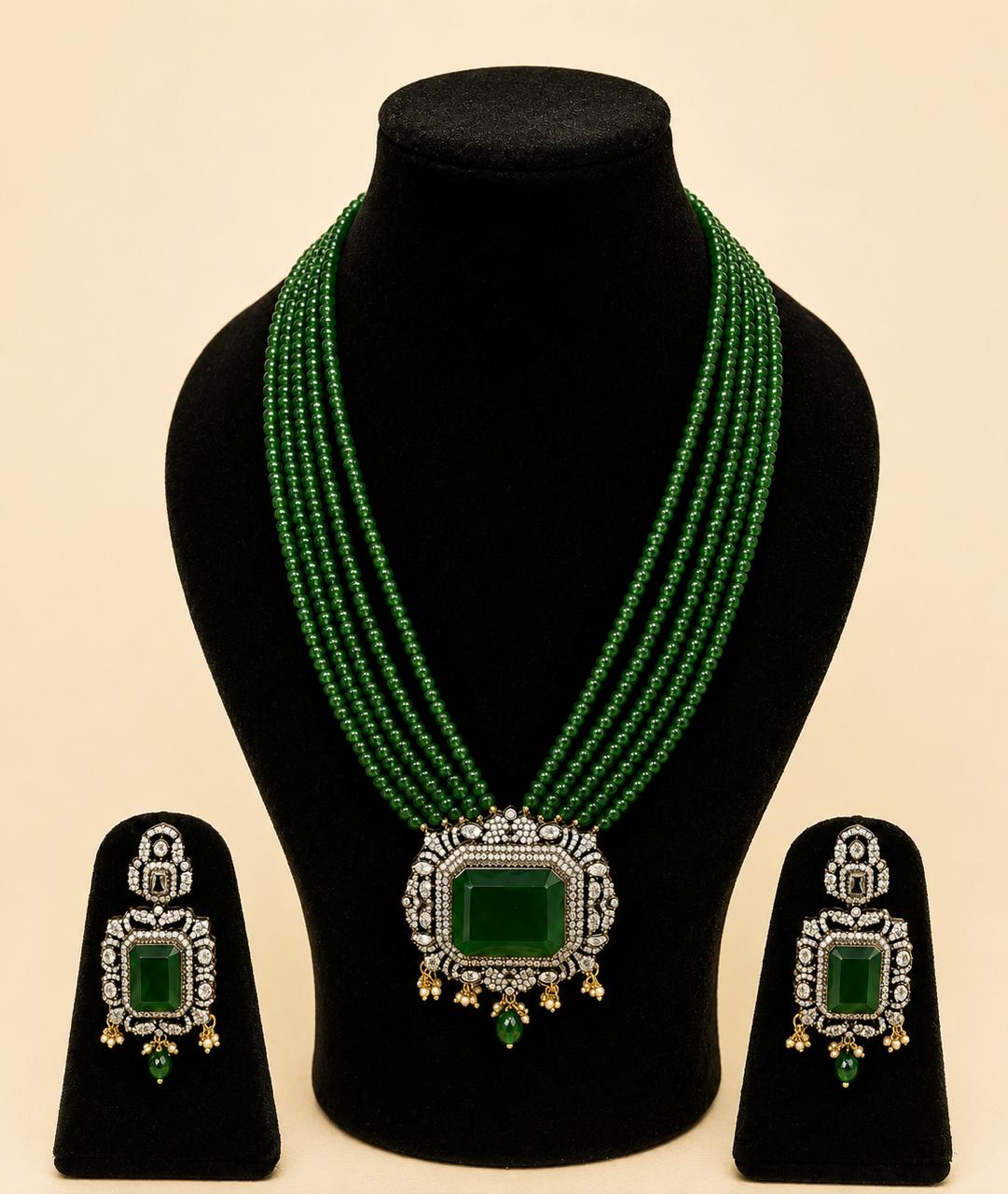 Emerald Gemstone and Moissanite Necklace Set
