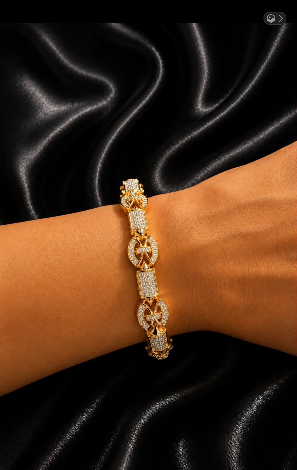 Imperial Crest Bracelet