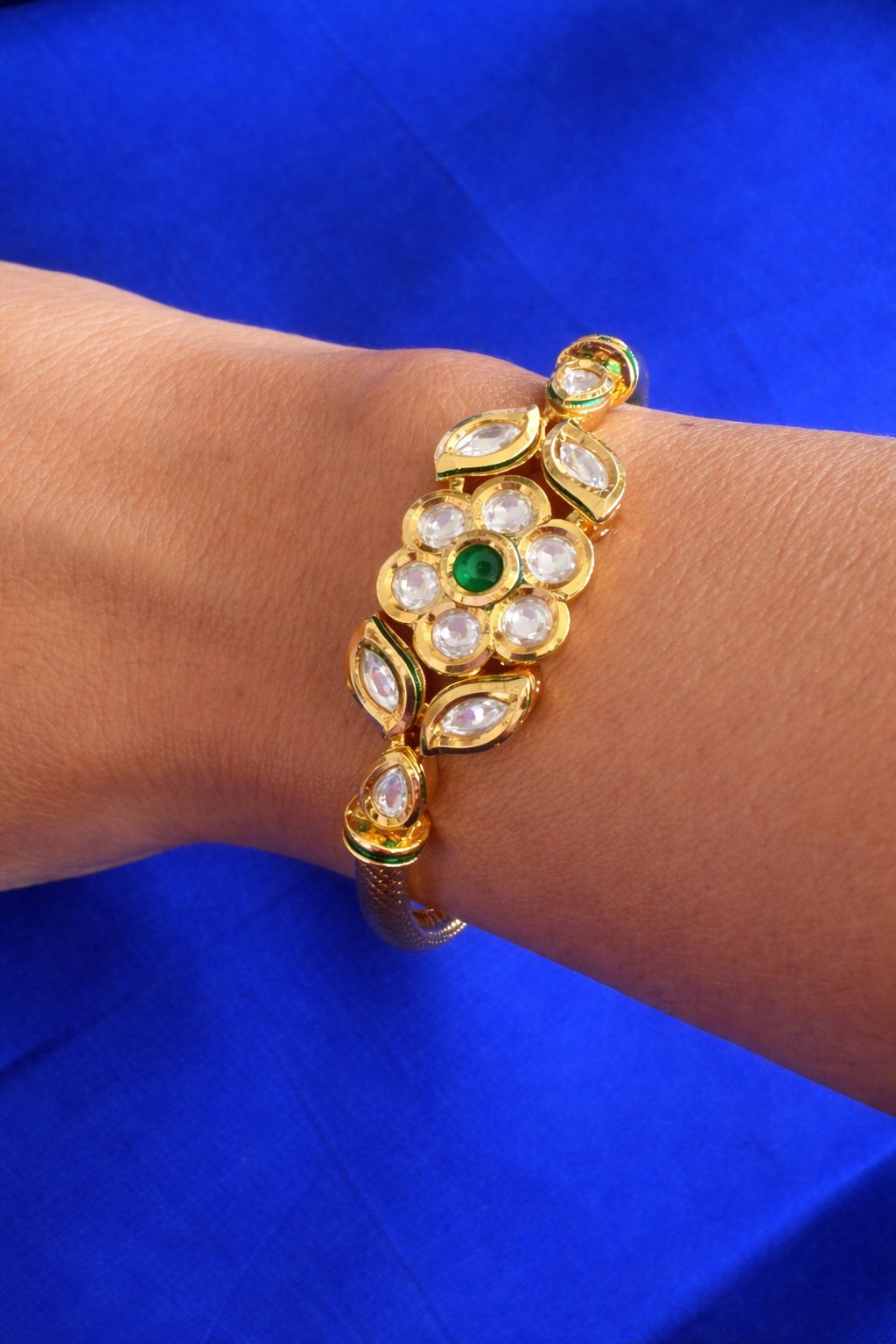 Emerald Floral Polki Kundan Openable Kada
