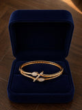 Diamond Leaf Bracelet in Gold
