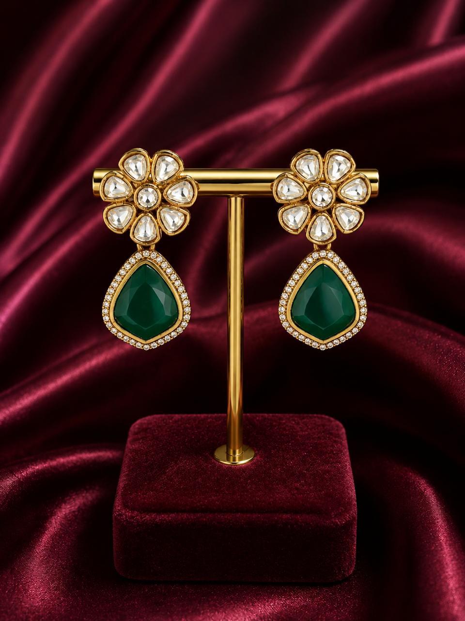 Emerald Noor Moissanite Necklace Set