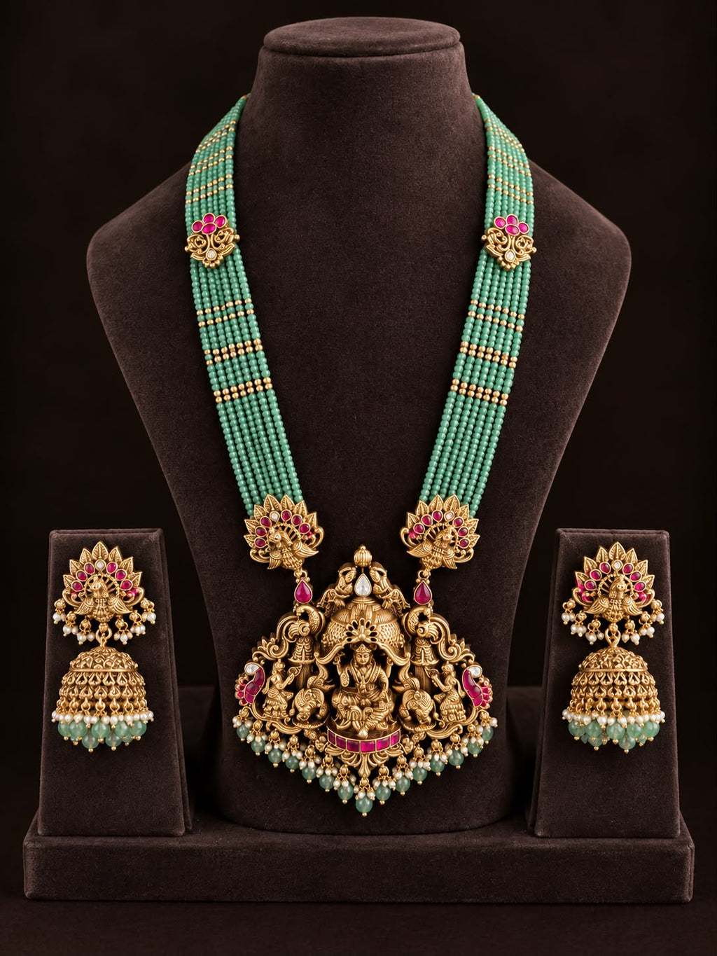 Vaidehi Heritage Necklace Set
