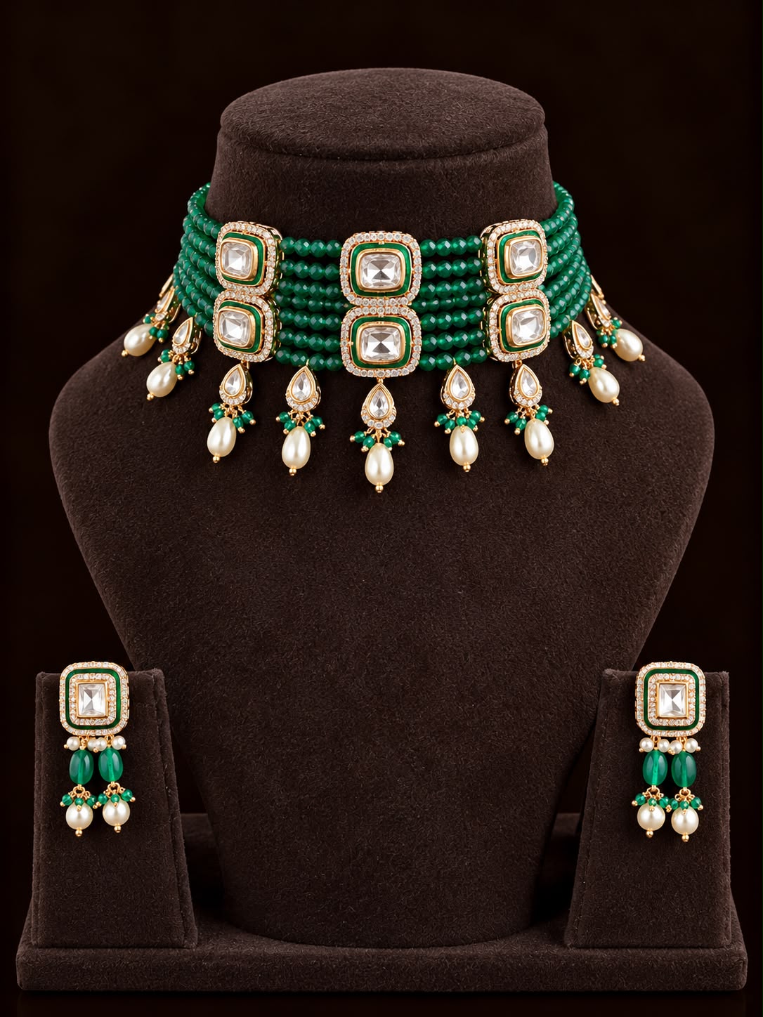 Panna Noor Choker